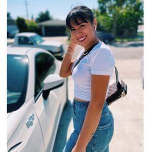 Meet your Posher, Denise